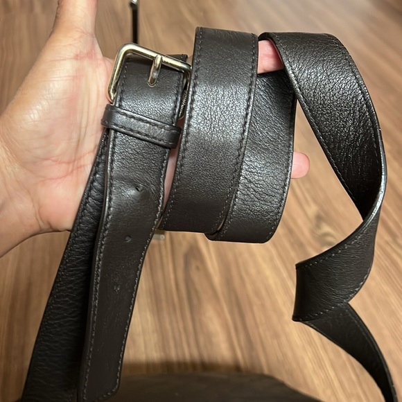 A 240 - ๐ฏ% authentic Gucci crossbody bag - Picture 13 of 16